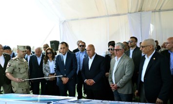  رئيس مجلس الوزراء