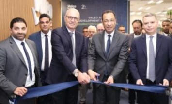 وزير الاتصالات وتكنولوجيا المعلومات