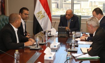  وزير الكهرباء والطاقة المتجددة