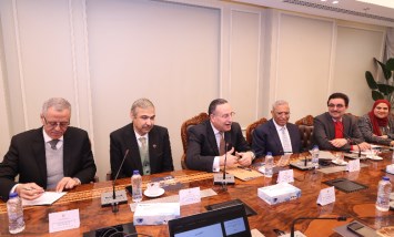 وزير الاتصالات 