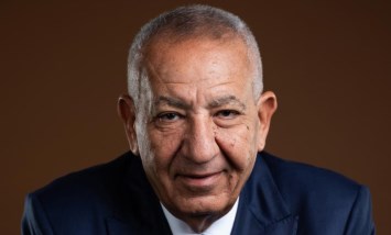 كامل أبو علي