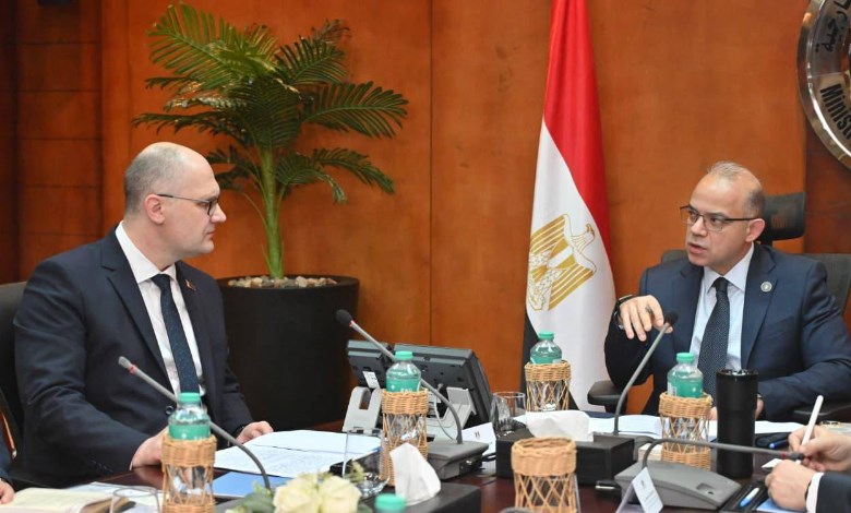 وزير الاستثمار والتجارة الخارجية