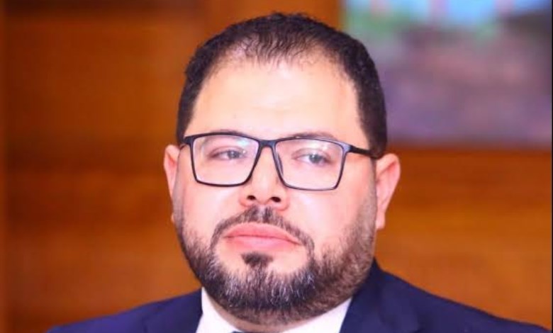 د أيمن الدهشان 