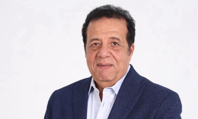 الدكتور عاطف عبد اللطيف
