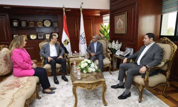 وزير الاتصالات وتكنولوجيا المعلومات