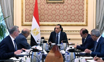 رئيس مجلس الوزراء