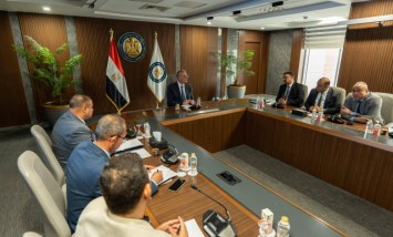  وزير البترول والثروة المعدنية