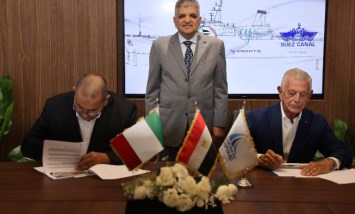 رئيس هيئة قناة السويس