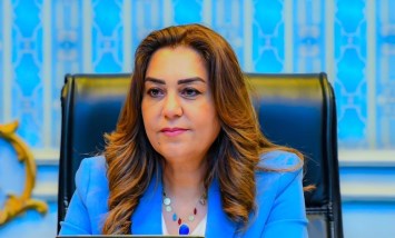 منال عوض 