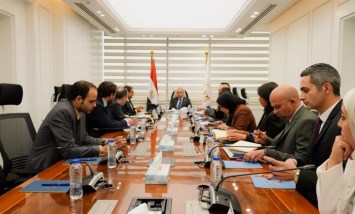 وزير الاستثمار يبحث مع أفريكسيم بنك تعزيز التبادل التجاري الأفريقي 