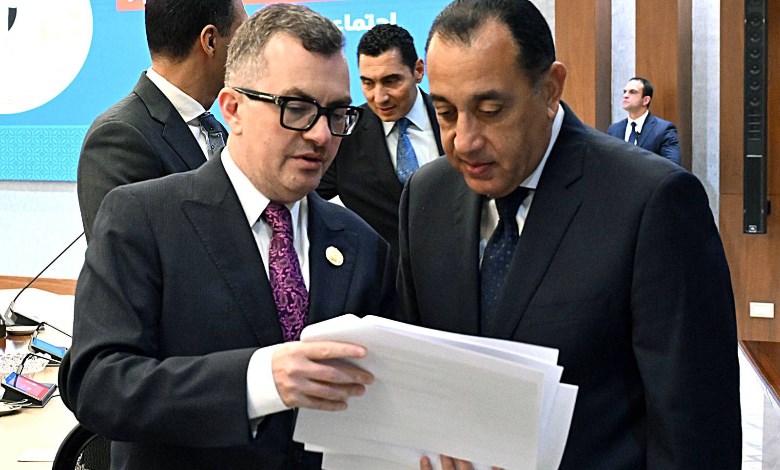  رئيس مجلس الوزراء