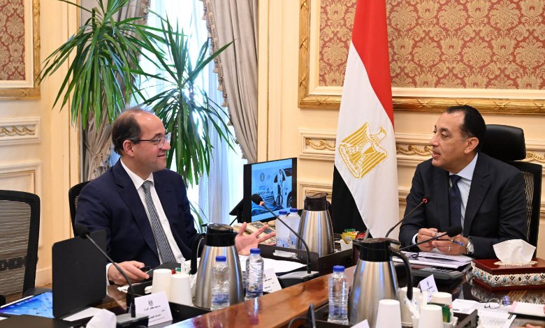 رئيس مجلس الوزراء