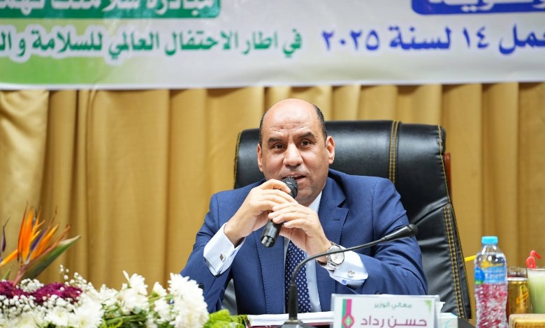 وزير العمل