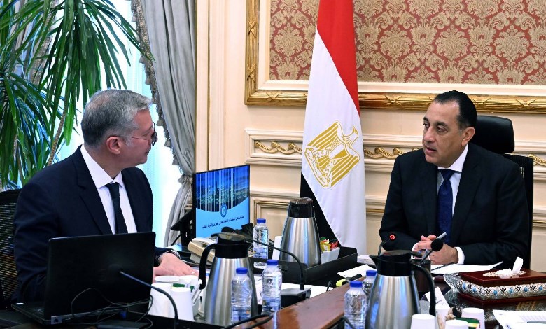 رئيس مجلس الوزراء