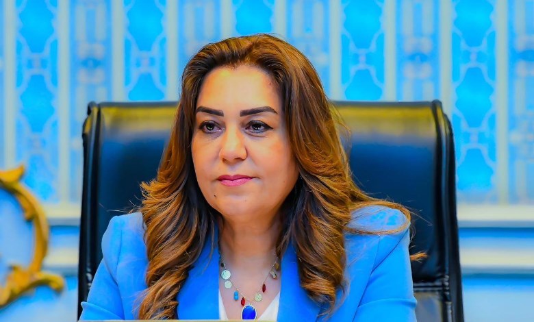 وزيرة التنمية المحلية والبيئة
