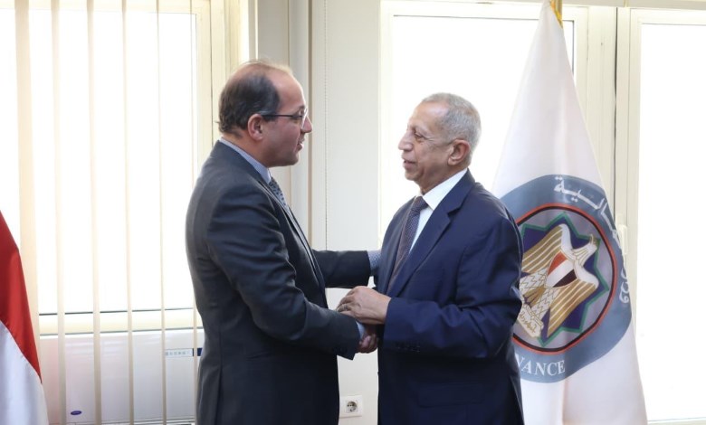 وزير المالية 