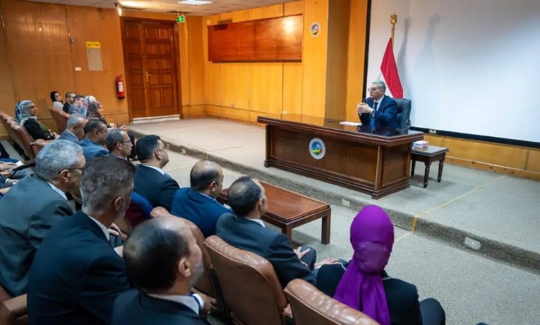 وزير البترول 