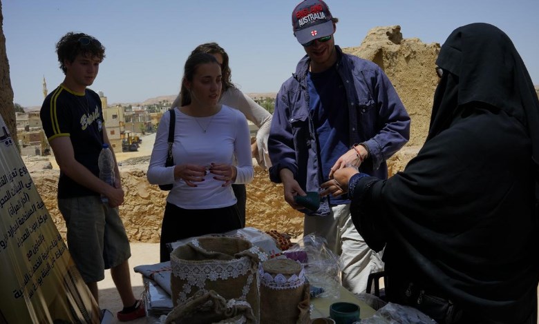 تمكين المرأة المعيلة 