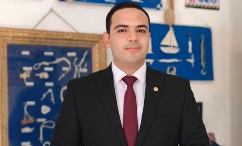  الدكتور سيف الحداد