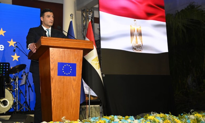 وزير الصناعة