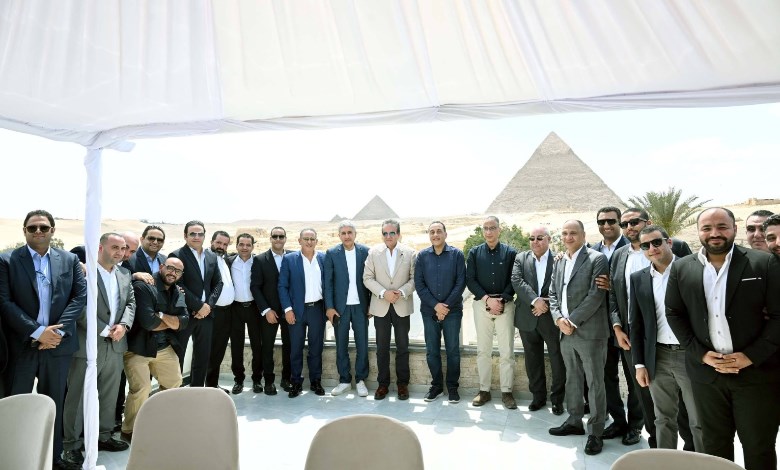إجتماع الإتحاد المصري للغرف السياحي بنزلة السمان