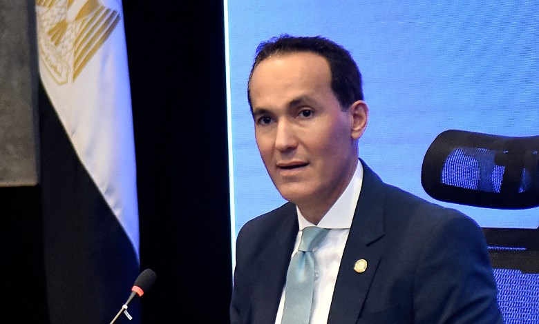 الدكتور محمد عوض الرئيس التنفيذي للهيئة العامة للاستثمار والمناطق الحرة