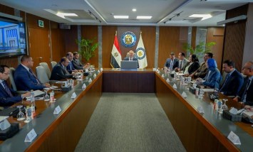  وزير البترول والثروة المعدنية 