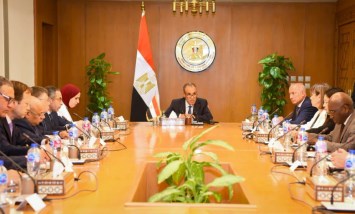  وزير الخارجية والتعاون الدولي 