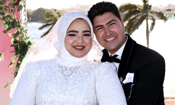 العروسين