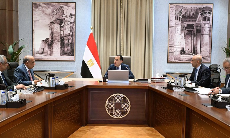  رئيس مجلس الوزراء