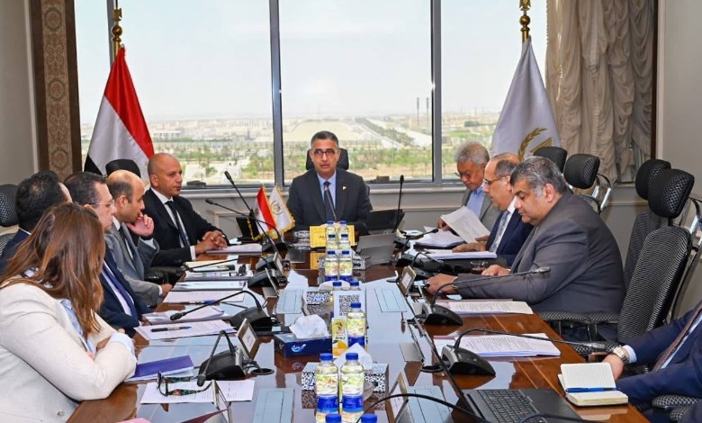  وزير التموين والتجارة الداخلية