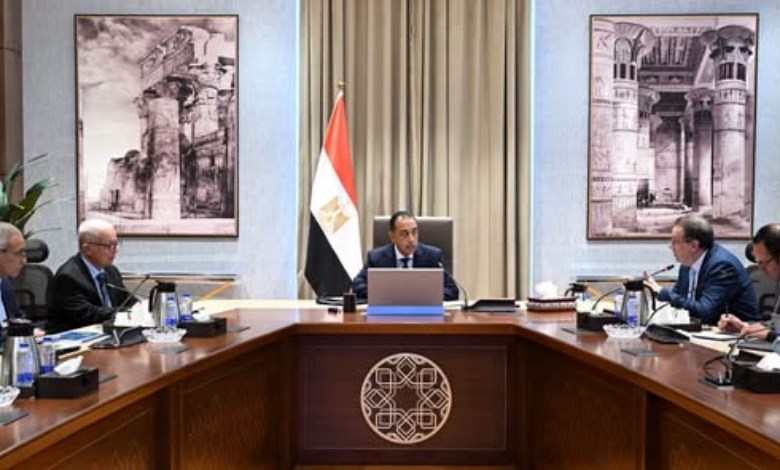  رئيس مجلس الوزراء