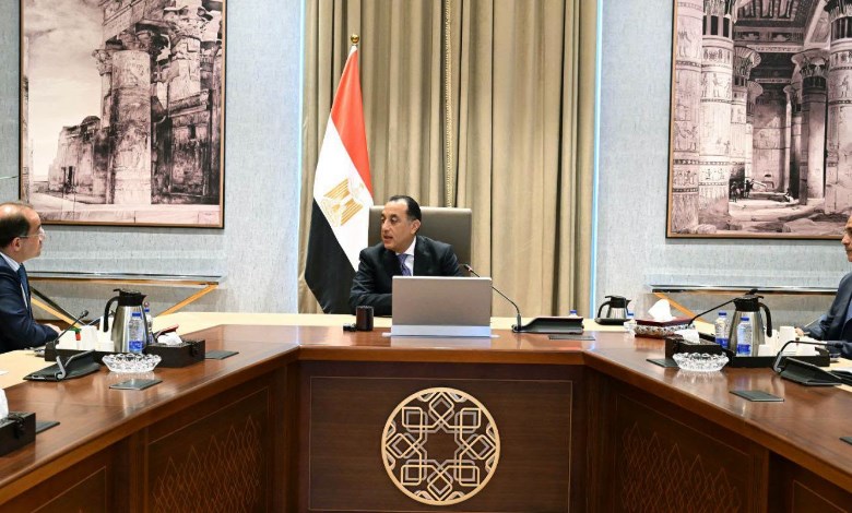  رئيس مجلس الوزراء