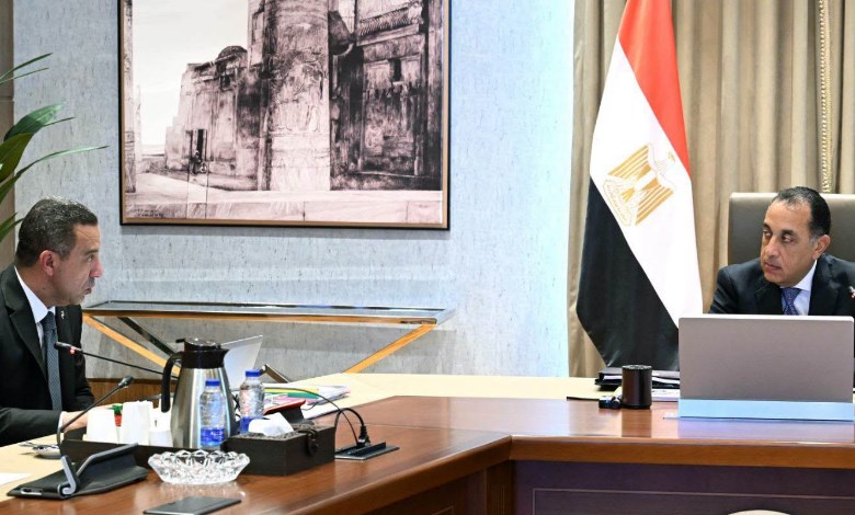  رئيس مجلس الوزراء