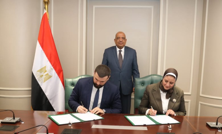 مذكرة تفاهم بين "المصرية لنقل الكهرباء"و"هيكا داتا"