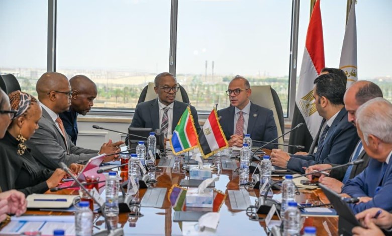 جانب من المباحثات 