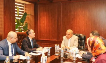 وزير الكهرباء والطاقة المتجددة