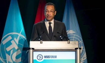 وزير الاتصالات