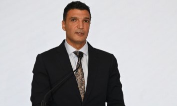 خالد هاشم، وزير الصناعة