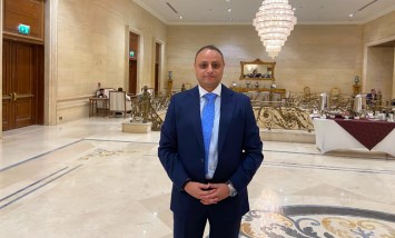 الدكتور أشرف عبد العال كبير الاقتصاديين بفرع بحوث الاستثمار بمؤتمر الأمم المتحدة للتجارة والتنمية "الأونكتاد"