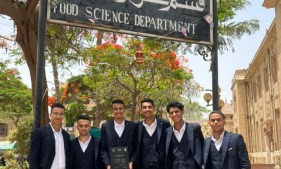 ز طلاب برنامج علوم الأغذية