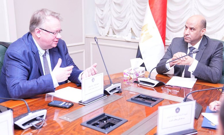 وزير العمل