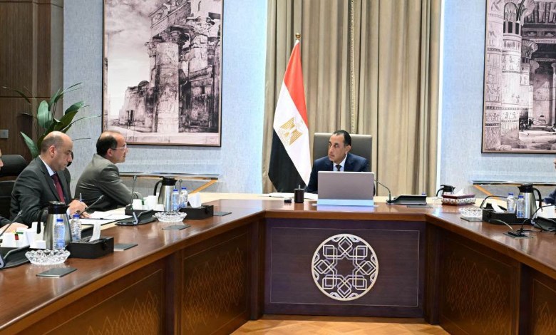  رئيس مجلس الوزراء