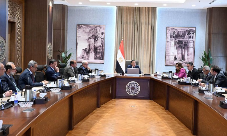 رئيس مجلس الوزراء