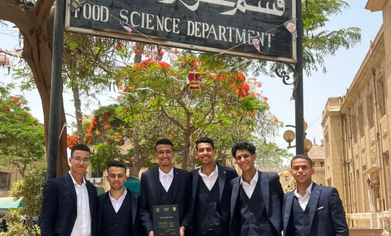 ز طلاب برنامج علوم الأغذية